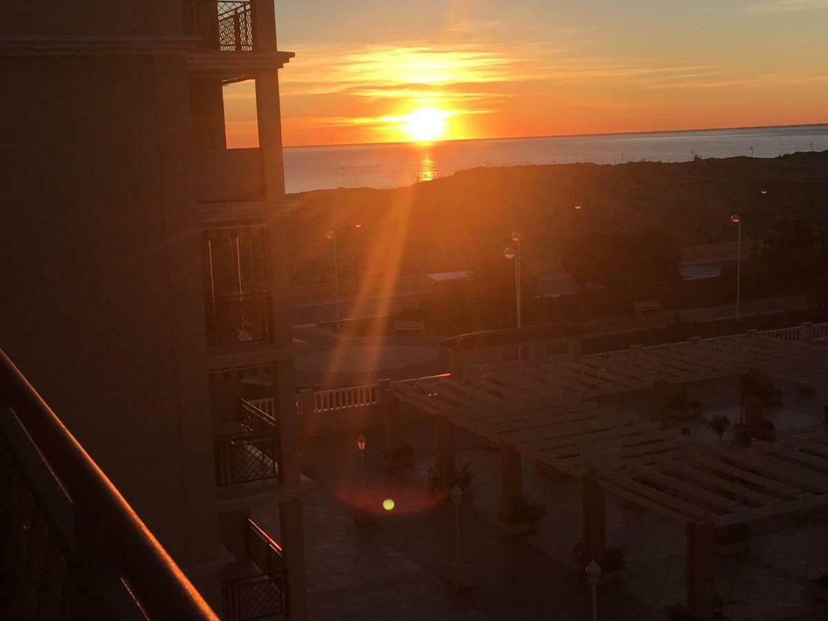 Sea View Apartament La Mata  Luaran gambar