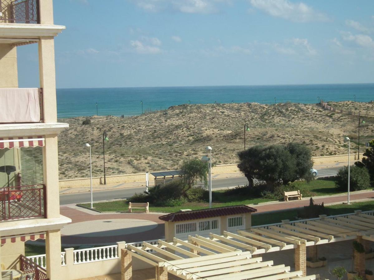 Sea View Apartament La Mata  Luaran gambar